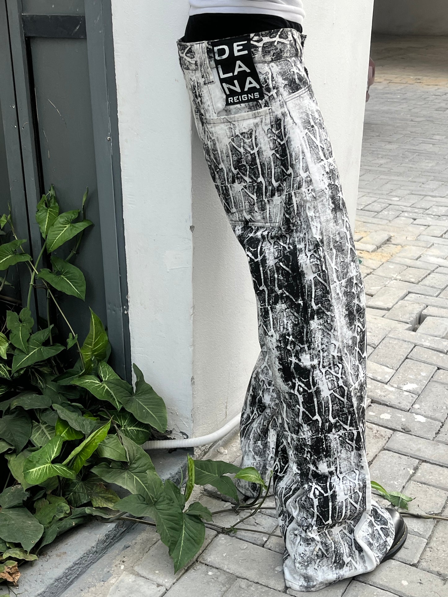 WDOMJ PANTS