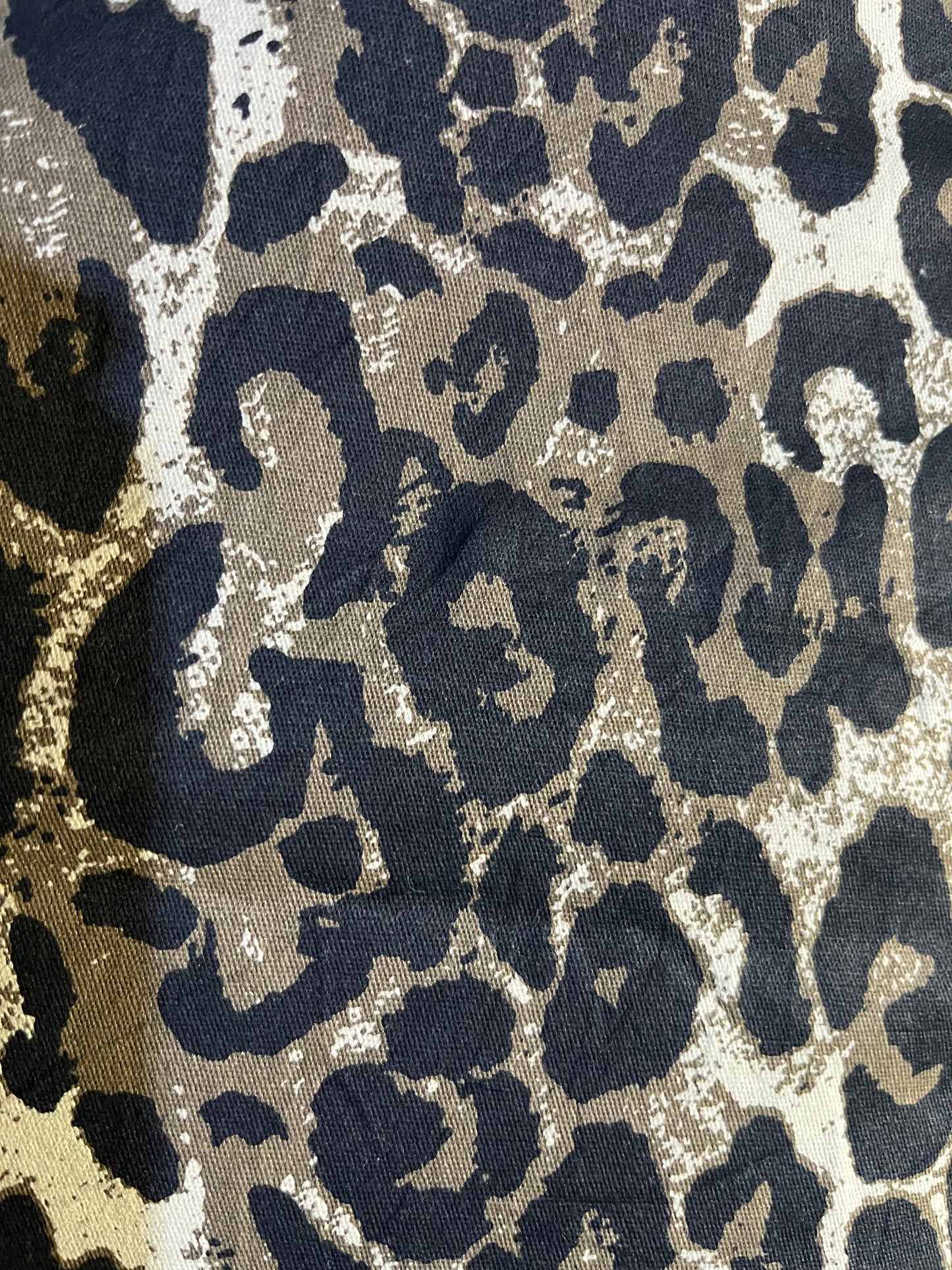 DELANA CROSS CHEETAH PRINT PANTS
