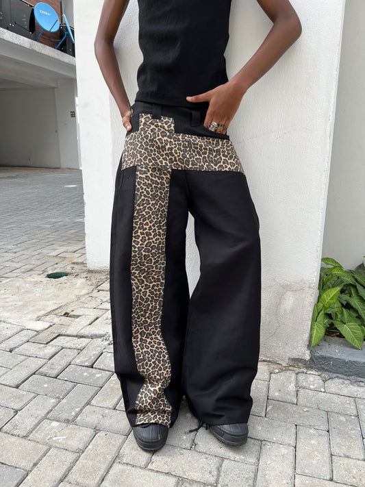 DELANA CROSS CHEETAH PRINT PANTS
